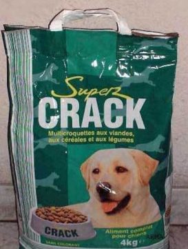 I assume this pic is real and hope it's still available in whatever country it came from cause I wanna buy this bag